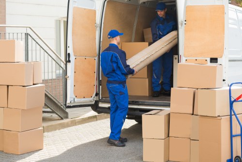 Man With Van Finchley service introduction with local moving support