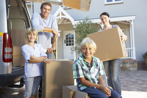 Reliable Man With Van Finchley support for home and office moves